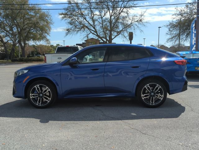 Used 2025 BMW X2 xDrive28i w/ M Sport Package image 7