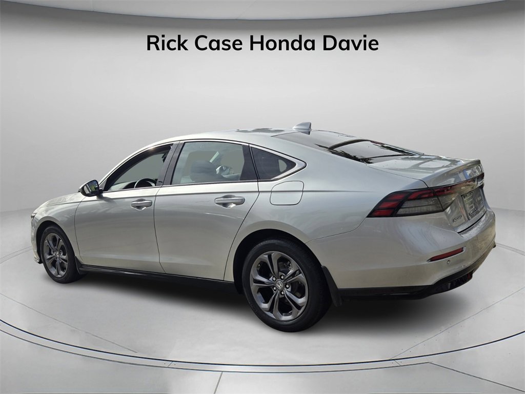 Certified 2024 Honda Accord EX-L image 8