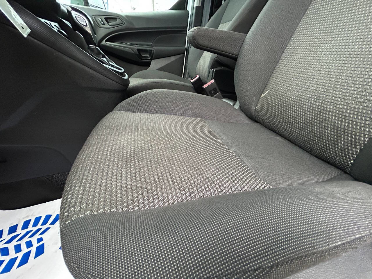 Used 2018 Ford Transit Connect XL image 14