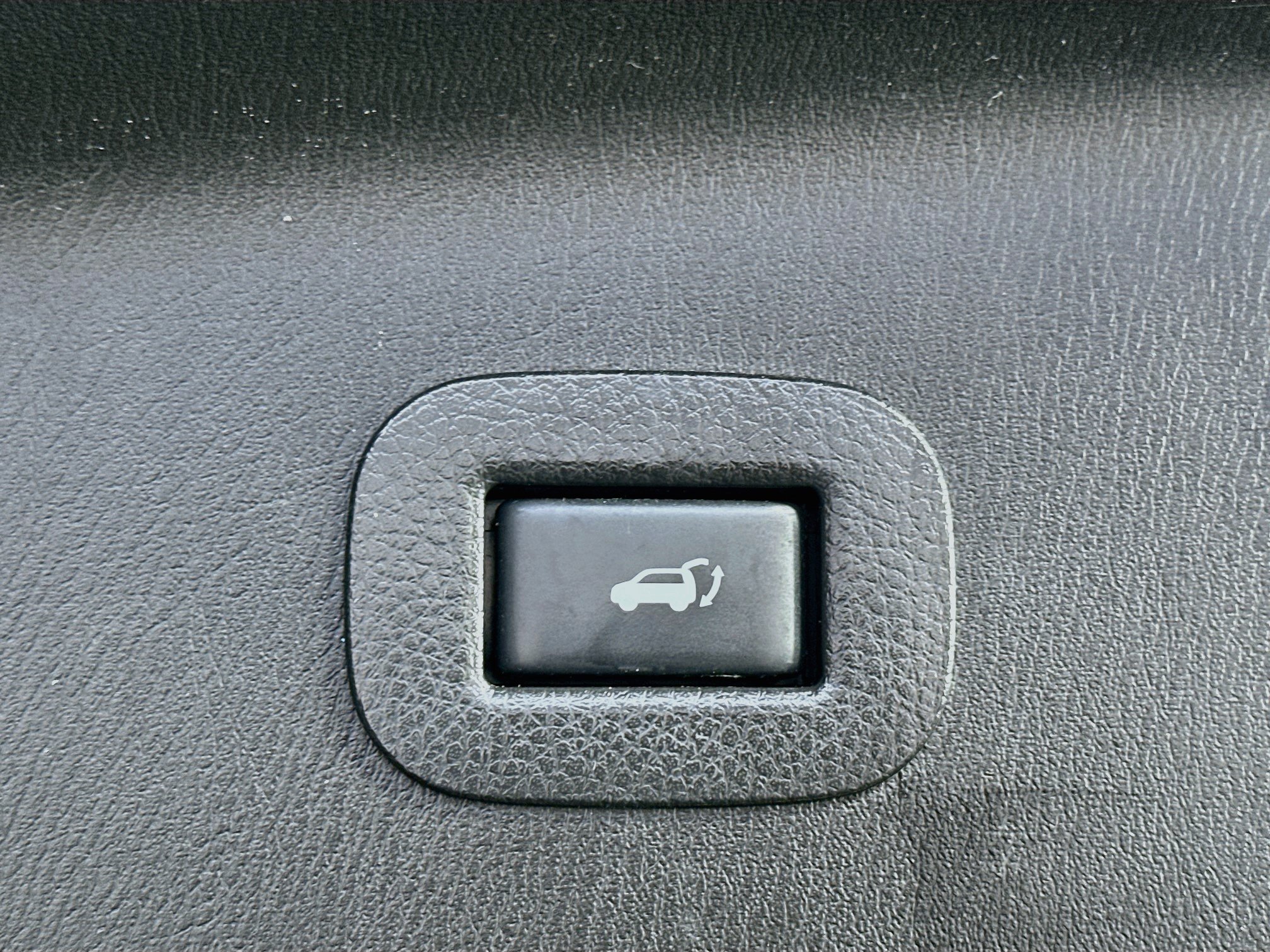 Used 2018 INFINITI QX80 2WD w/ Driver Assistance Package image 33