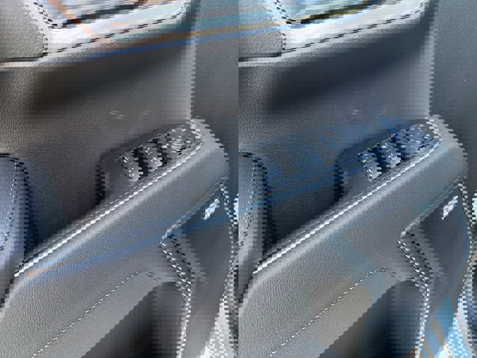 New 2026 GMC Sierra 1500 Elevation w/ Preferred Package image 14