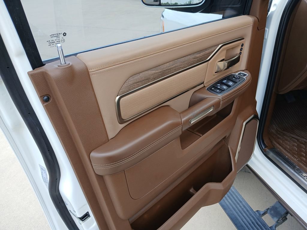 Used 2022 RAM 2500 Limited AWD/4WD image 24