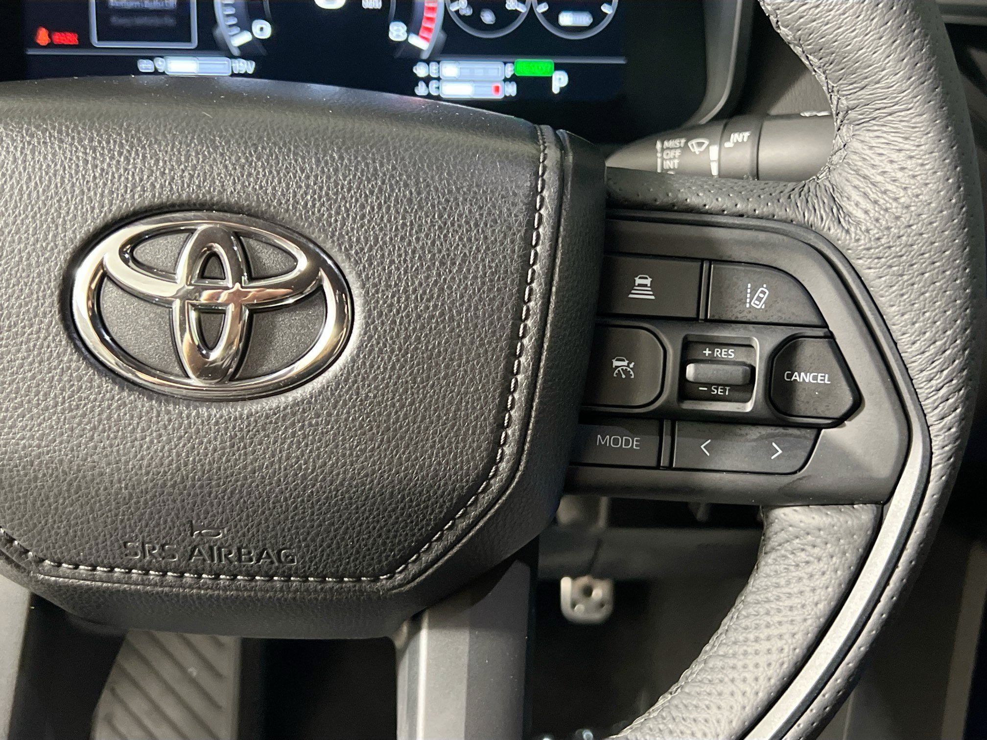 Used 2025 Toyota Tundra TRD Pro AWD/4WD image 19