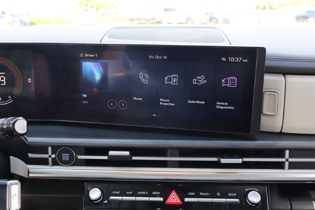 Used 2026 Hyundai Santa Fe SEL FWD image 15