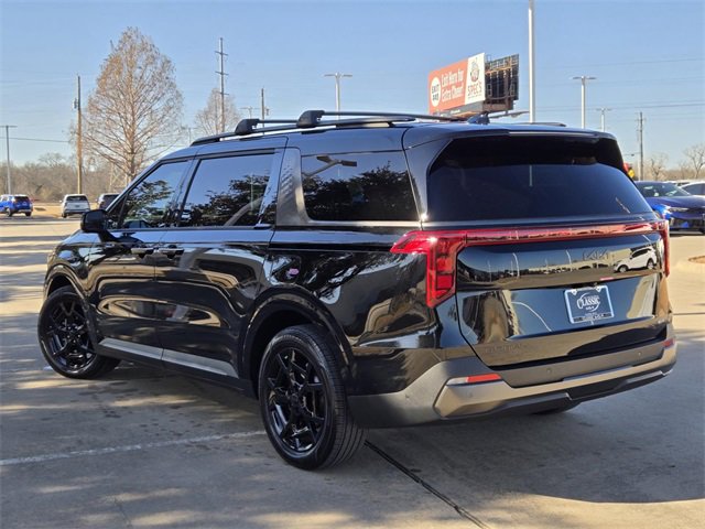 Certified 2025 Kia Carnival SX w/ SX Dark Edition Package image 4