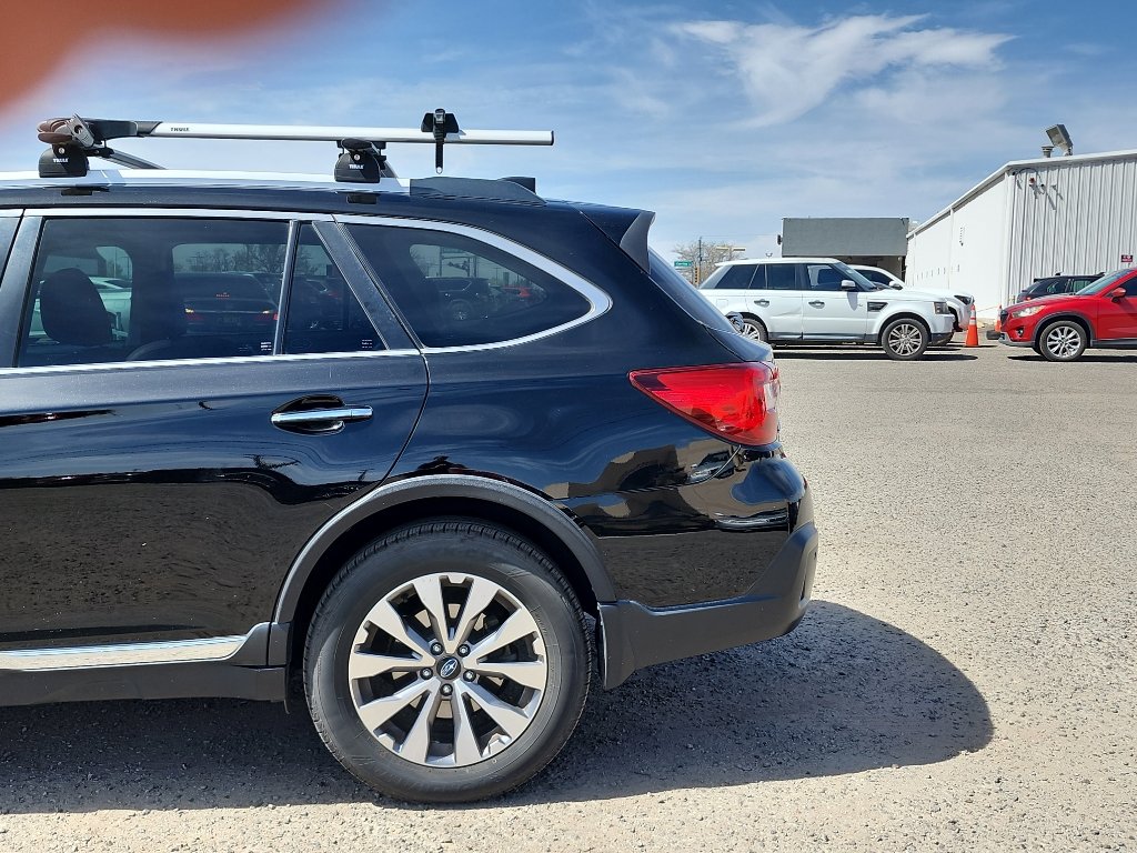 Used 2019 Subaru Outback 2.5i Touring w/ Protection Package #1 AWD/4WD image 9