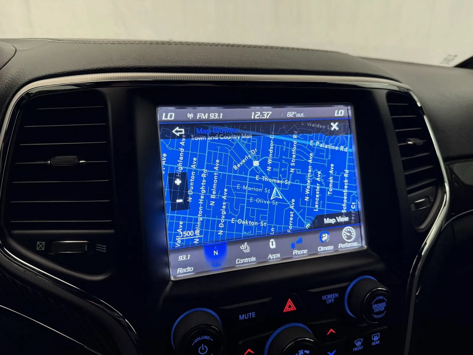 Used 2018 Jeep Grand Cherokee SRT AWD/4WD image 41