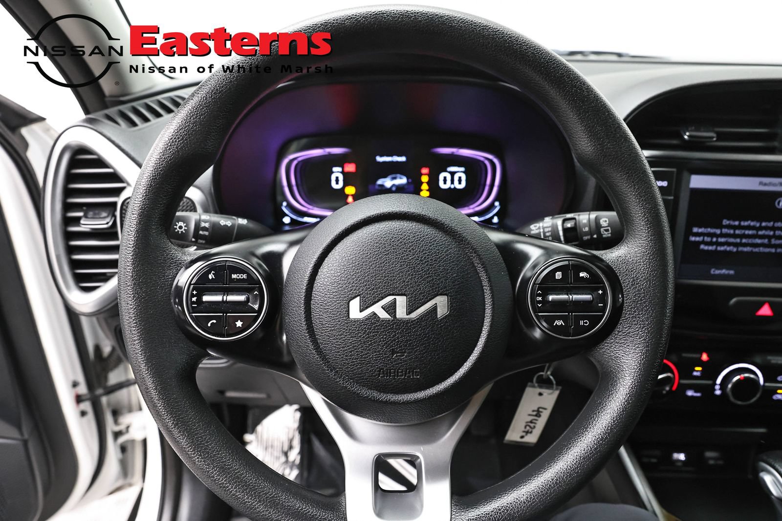 Used 2024 Kia Soul LX w/ Option Group 015 FWD image 10