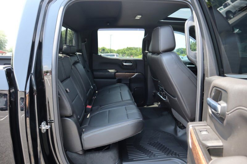 Used 2019 Chevrolet Silverado 1500 High Country w/ Technology Package image 19