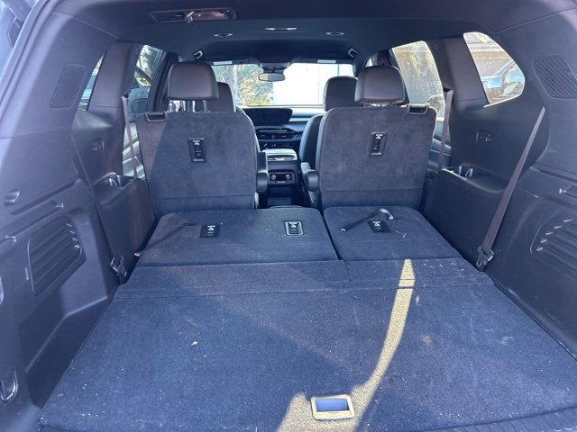 Used 2025 Buick Enclave Sport Touring image 9