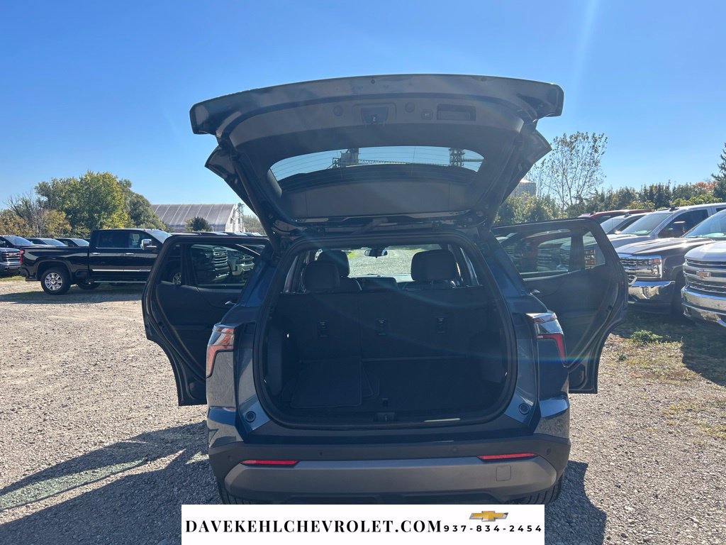 Used 2025 Chevrolet Equinox LT w/ Convenience Package II FWD image 24