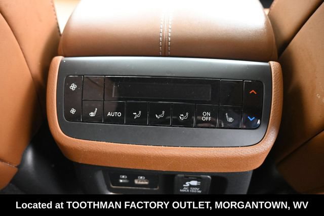 Used 2022 Nissan Pathfinder Platinum w/ Cargo Package AWD/4WD image 10