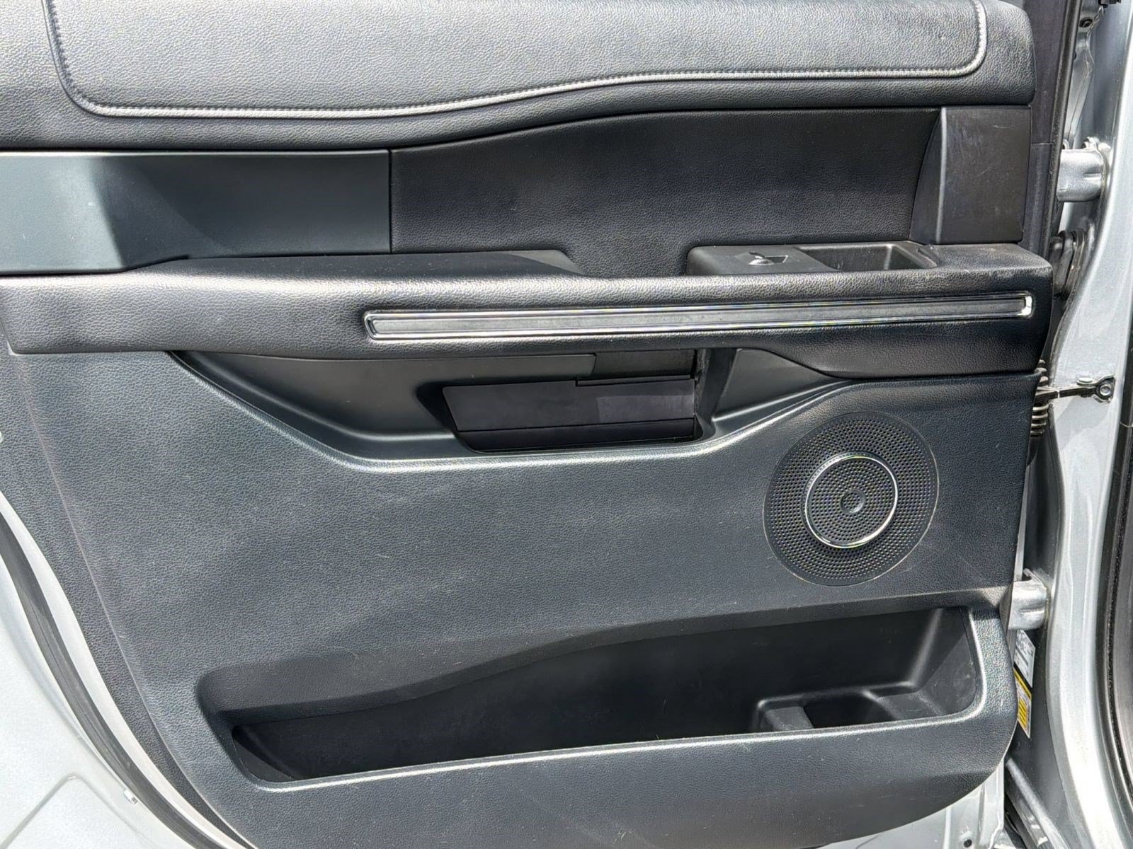 Used 2021 Ford Expedition Max XLT RWD image 15