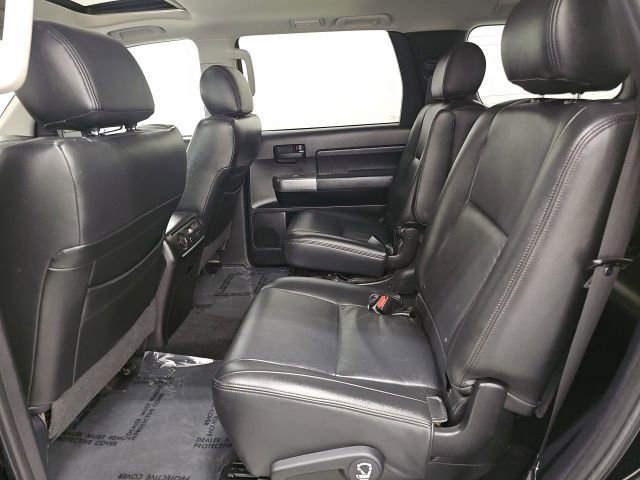 Used 2018 Toyota Sequoia TRD Sport image 31