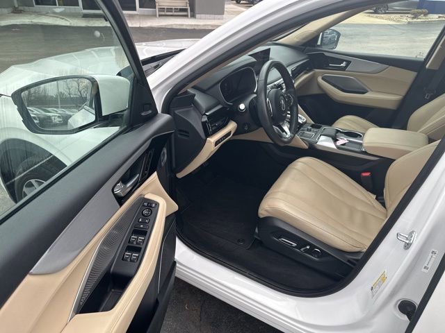 Certified 2023 Acura MDX SH-AWD w/ Technology Package image 15