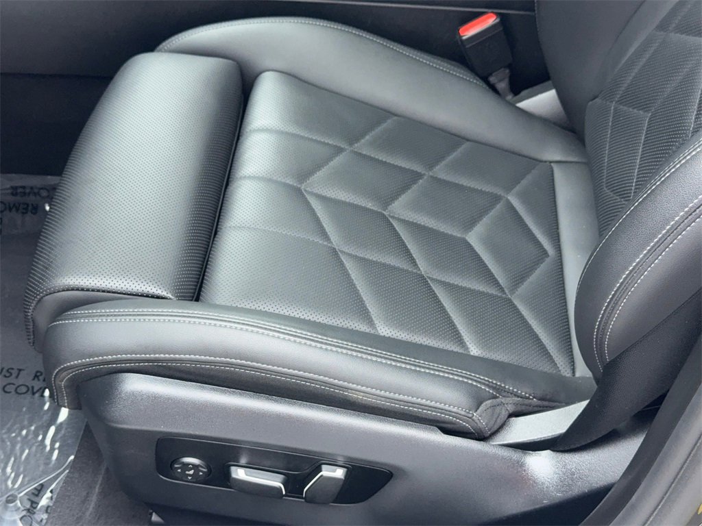 Used 2024 BMW i5 eDrive40i image 39