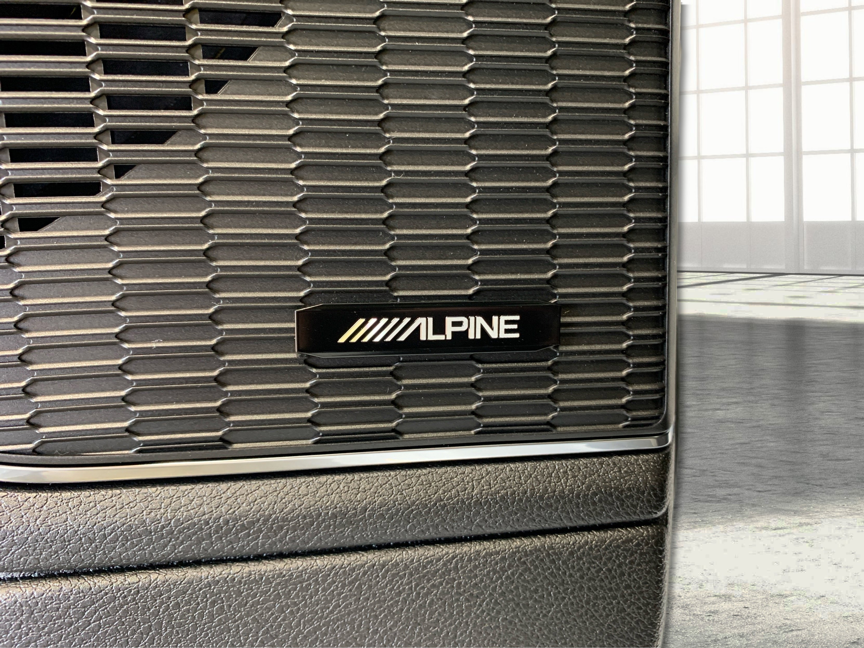 New 2025 Jeep Grand Cherokee Overland w/ Adv Protech Group III image 30