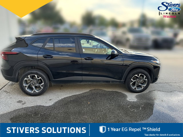 Used 2024 Chevrolet Trax LT w/ Driver Confidence Package FWD image 5