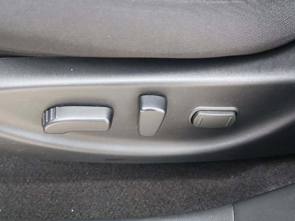 Used 2018 Nissan Leaf SV w/ SV Technology Package image 31