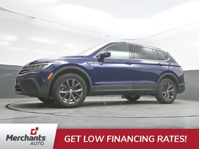 Used 2022 Volkswagen Tiguan SE AWD/4WD image 40