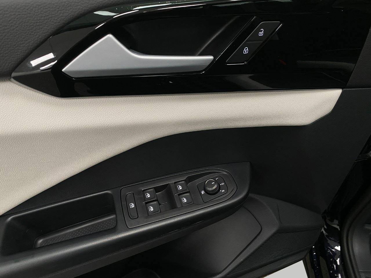 New 2026 Volkswagen Taos S AWD/4WD image 56