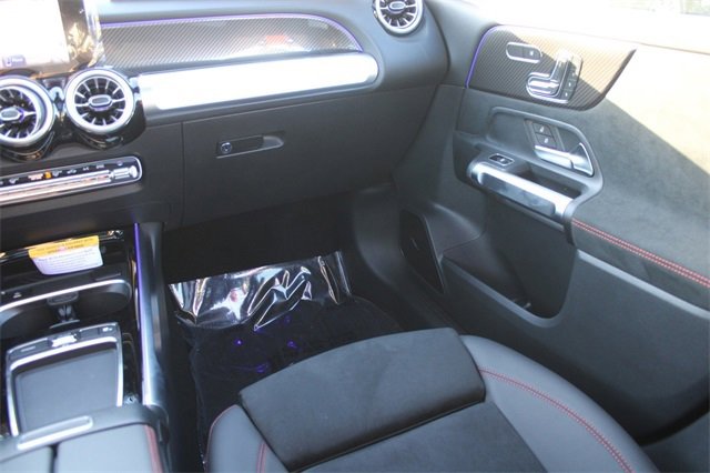 New 2025 Mercedes-Benz GLB 35 AMG 4MATIC image 8