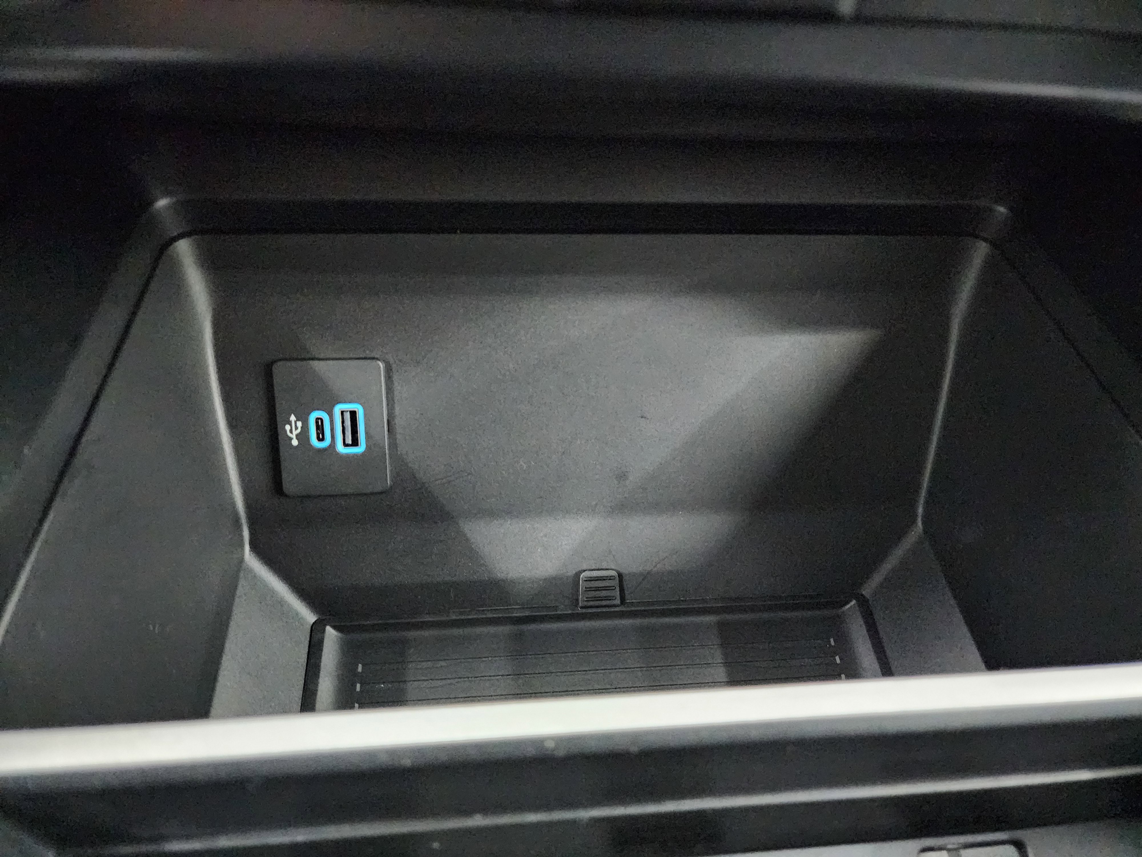 Used 2024 Ford F350 XLT w/ Tremor Off-Road Package image 41