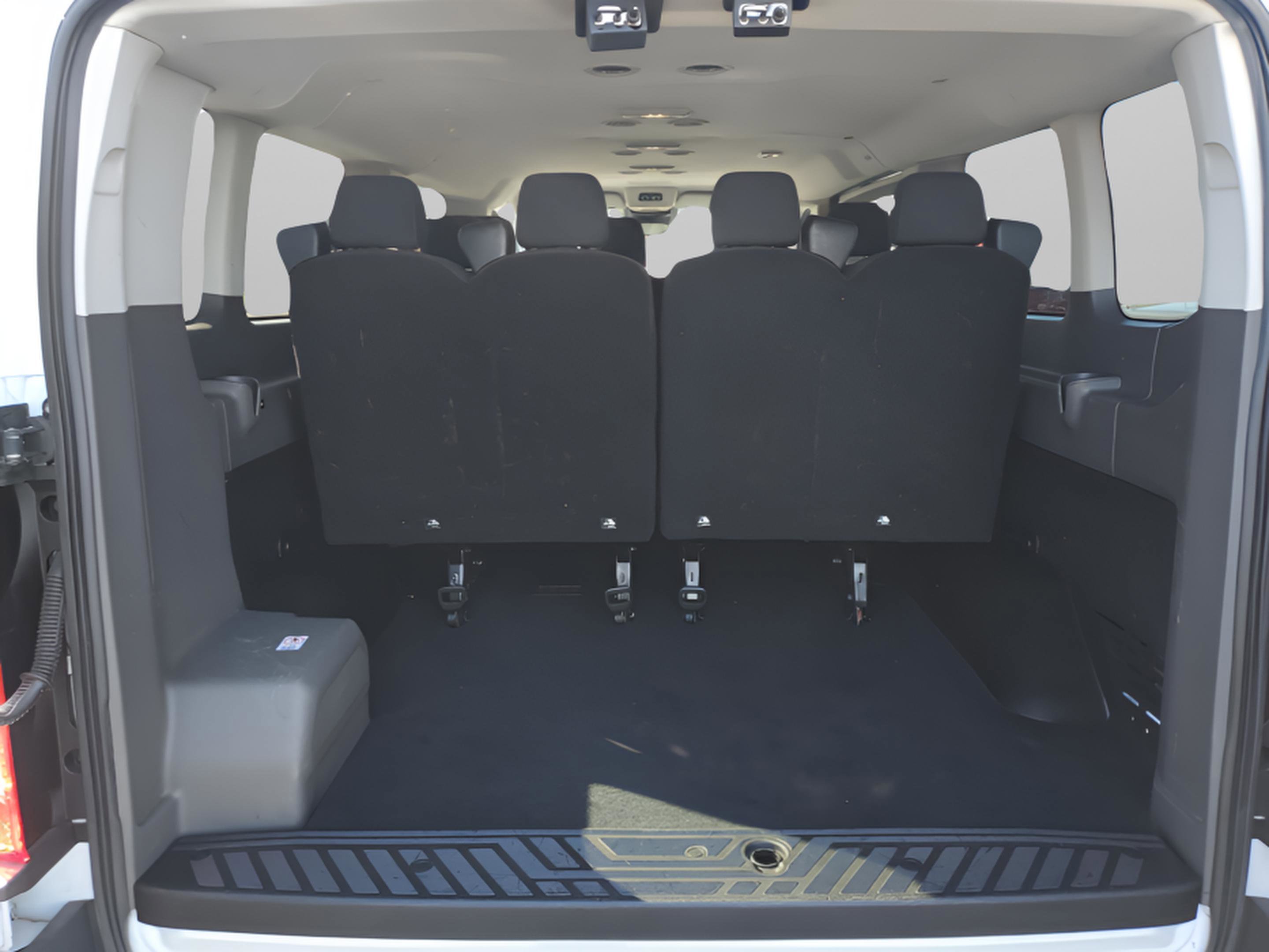 Used 2023 Ford Transit 350 XLT RWD image 13