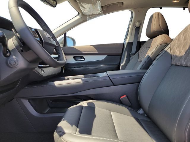 New 2026 Nissan Murano Platinum w/ Cargo Package AWD/4WD image 13