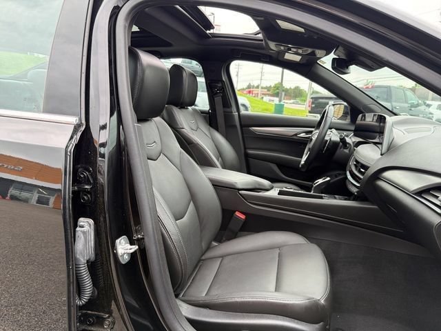 Used 2025 Cadillac CT5 Premium Luxury RWD image 38