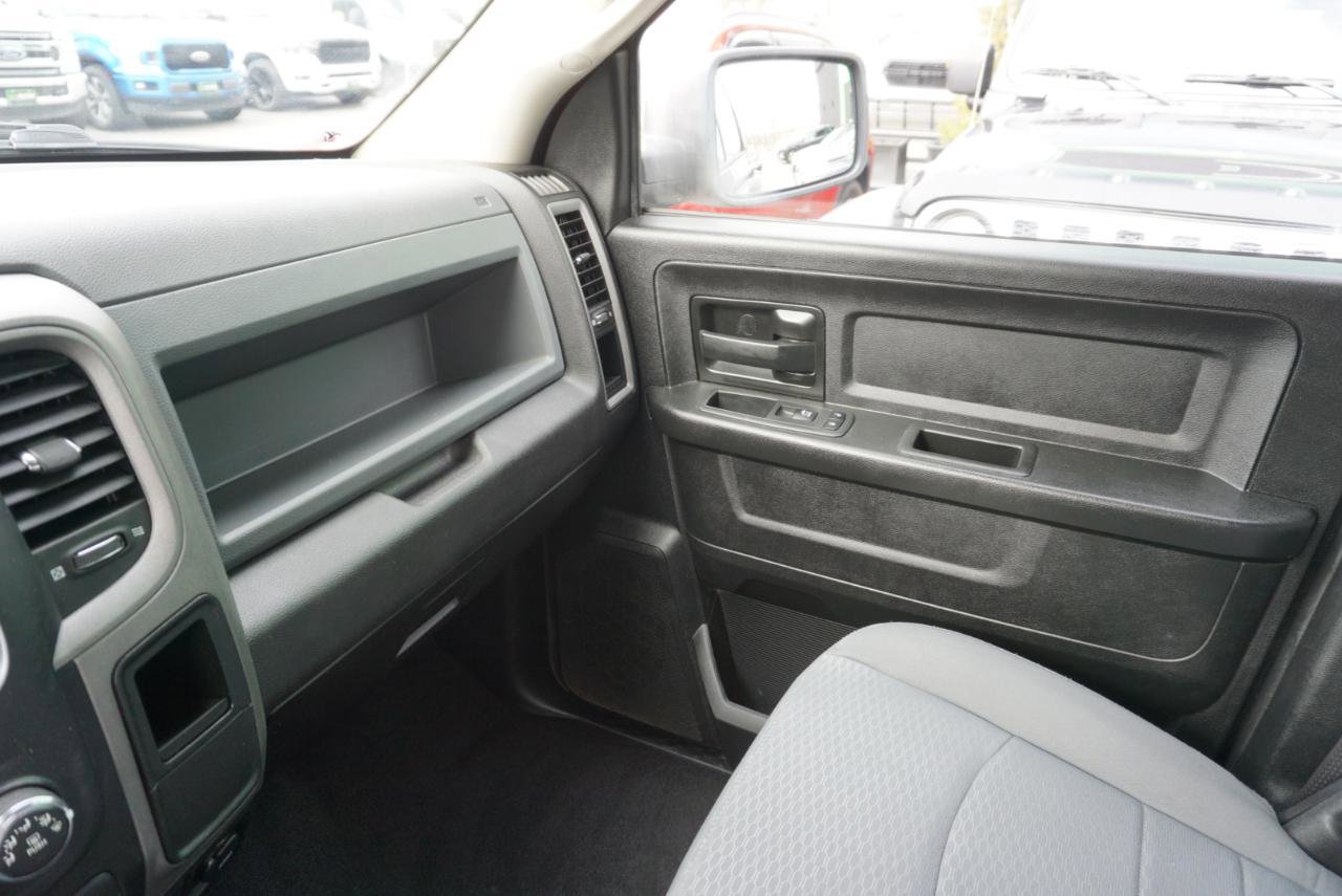 Used 2019 RAM 1500 Express w/ Express Value Package AWD/4WD image 18