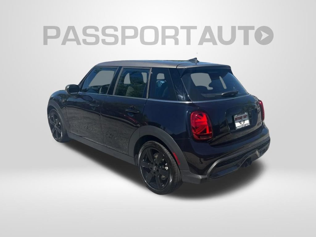 Used 2024 MINI Cooper S FWD image 8