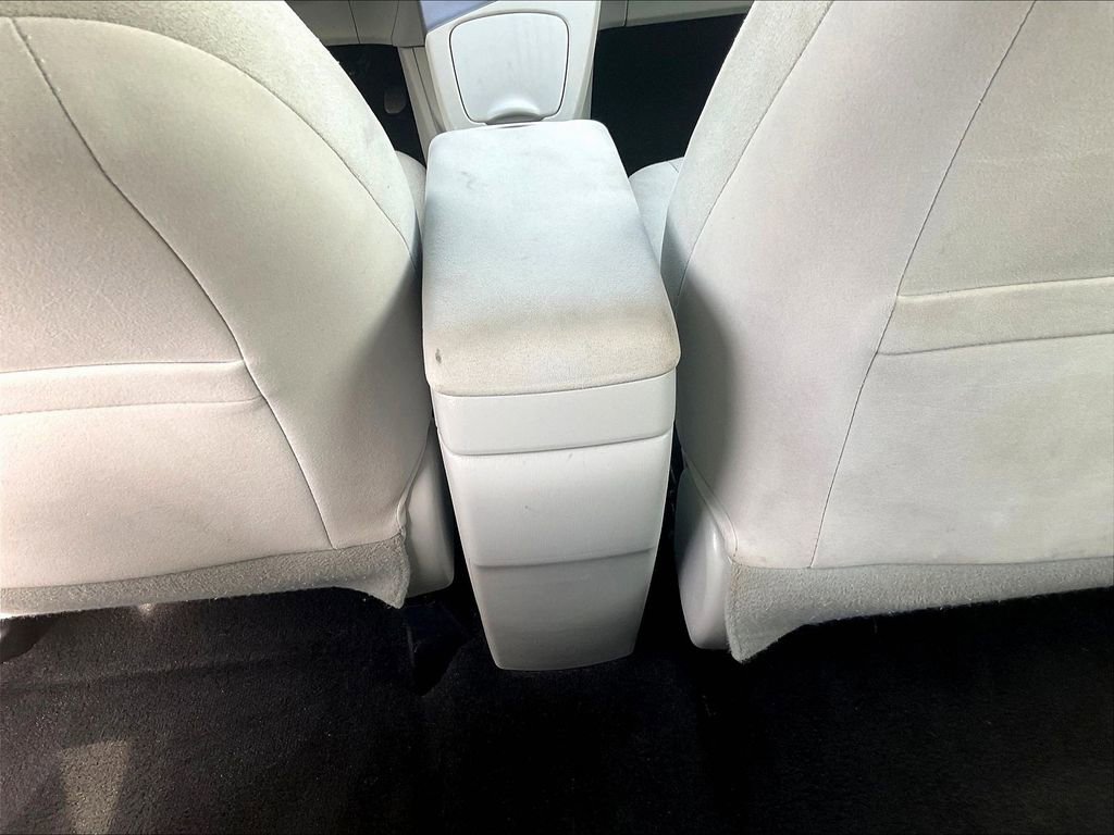 Used 2015 Toyota Prius Two FWD image 10