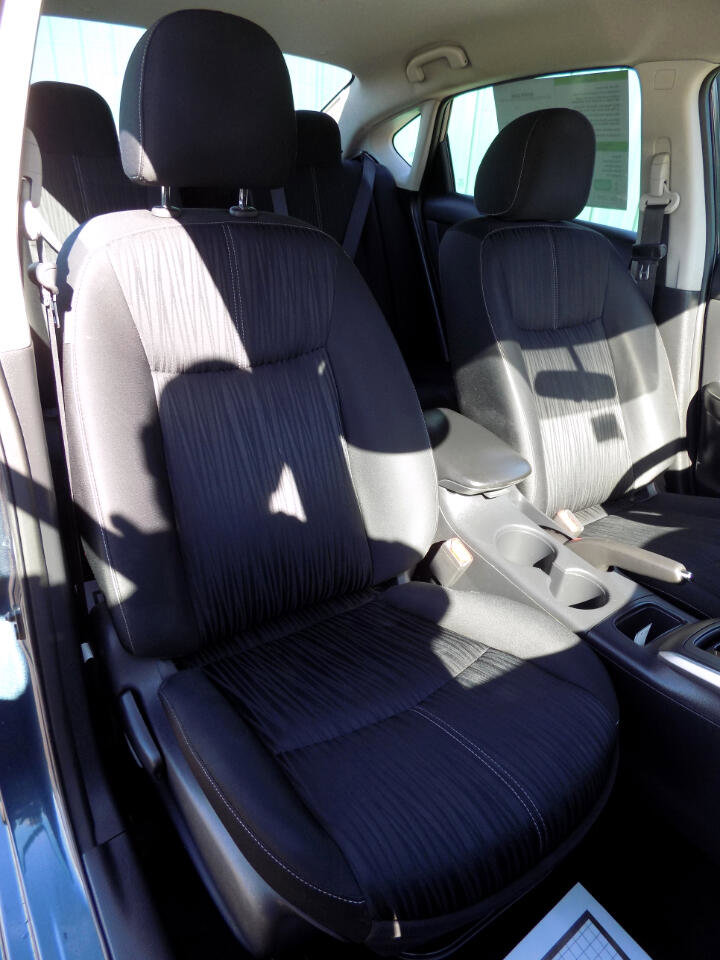 Used 2016 Nissan Sentra SV image 9