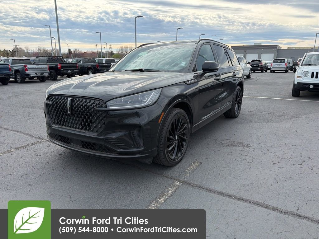 Used 2025 Lincoln Aviator Reserve w/ Equipment Group 201A image 1