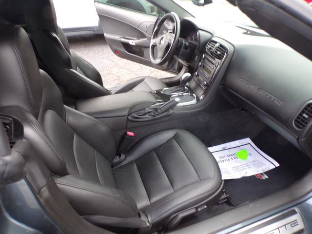 Used 2013 Chevrolet Corvette Convertible image 12