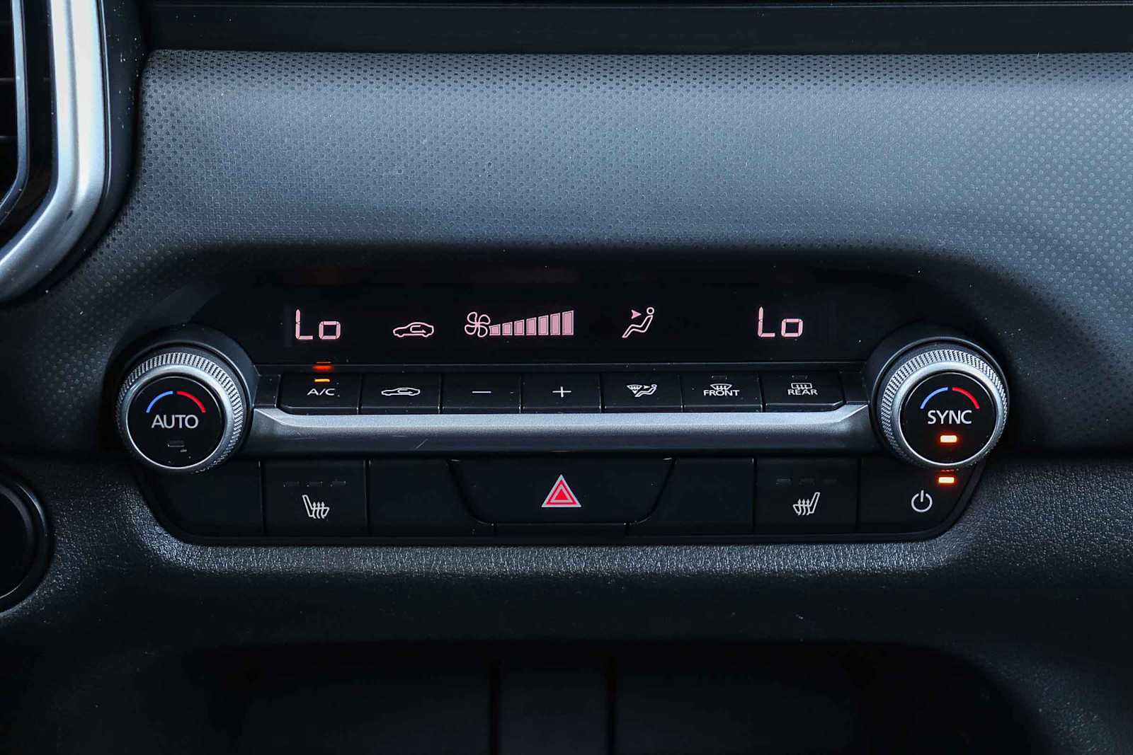 Used 2024 MAZDA CX-50 AWD 2.5 S w/ Preferred Package image 14