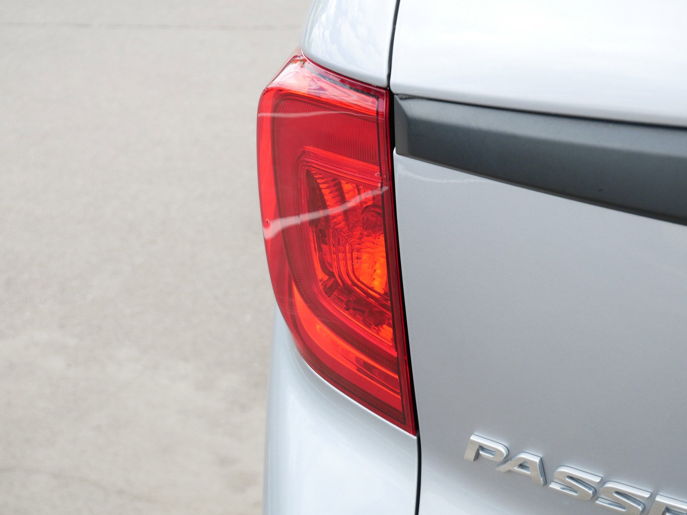 Used 2023 Honda Passport EX-L image 17