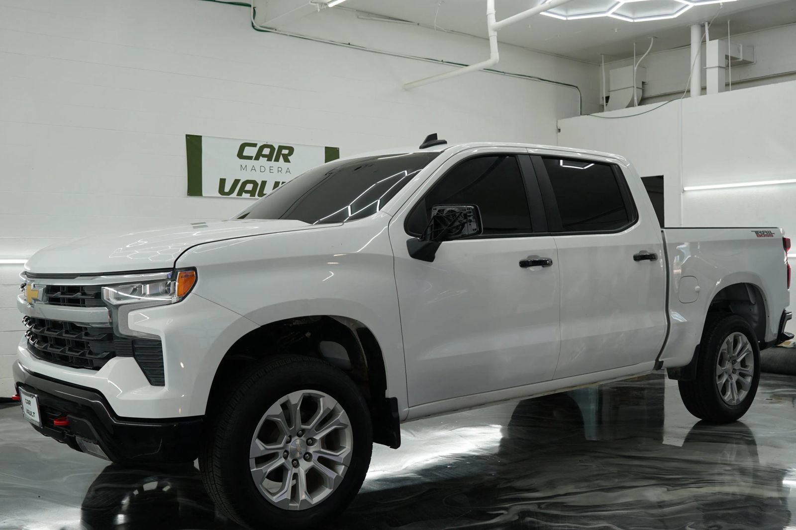 Used 2023 Chevrolet Silverado 1500 LT Trail Boss w/ Protection Package AWD/4WD image 20
