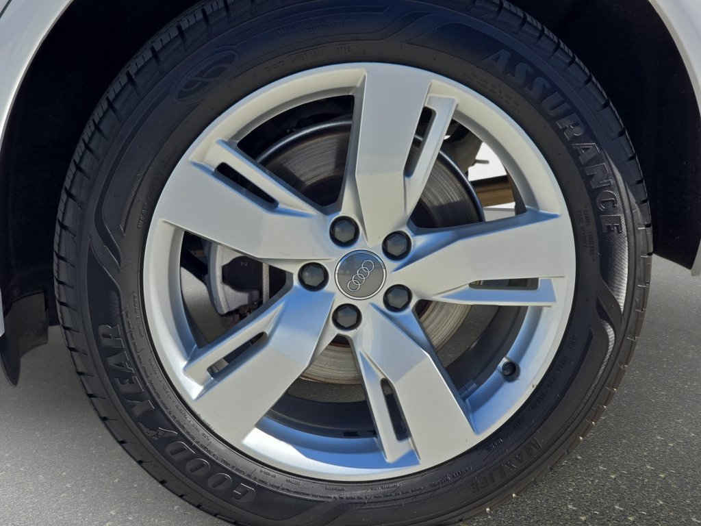 Used 2018 Audi Q5 2.0T Premium Plus w/ Premium Plus Package AWD/4WD image 37