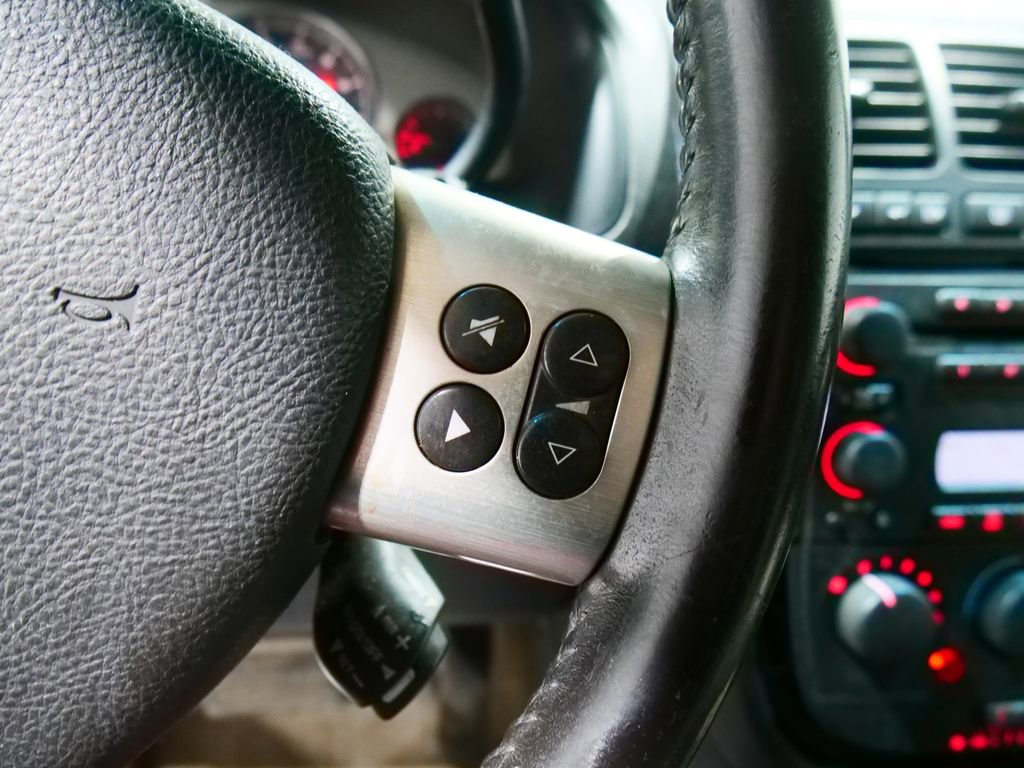 Used 2006 Pontiac Montana SV6 w/ Convenience Package image 22