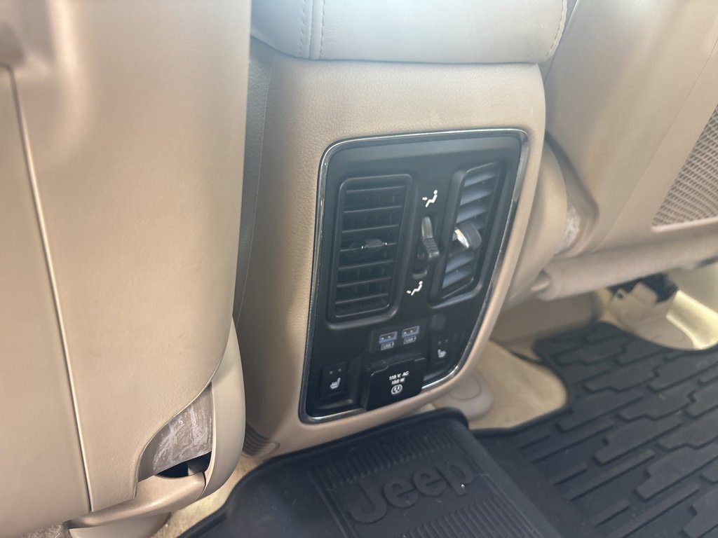 Used 2021 Jeep Grand Cherokee Overland w/ Trailer Tow Group IV image 17