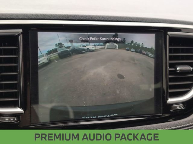 Used 2025 Chrysler Pacifica Limited image 25