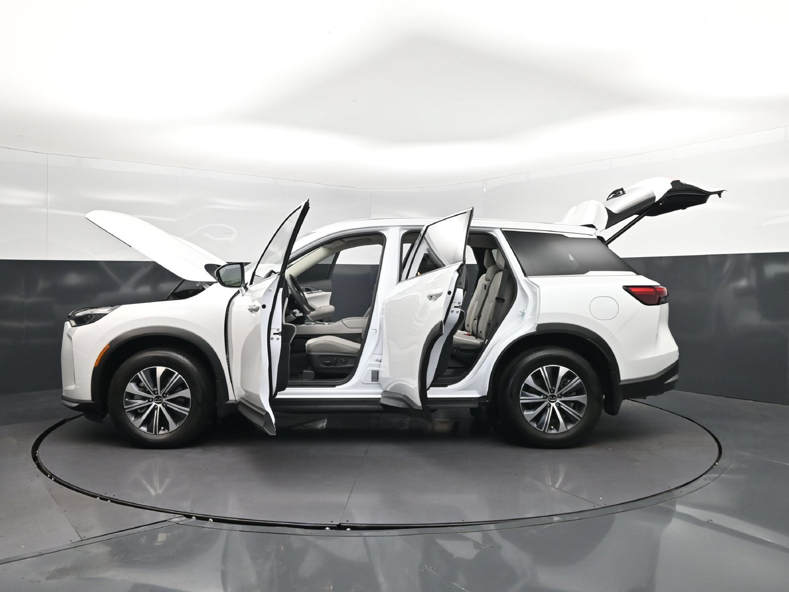 Used 2026 INFINITI QX60 Pure w/ Cargo Package FWD image 47