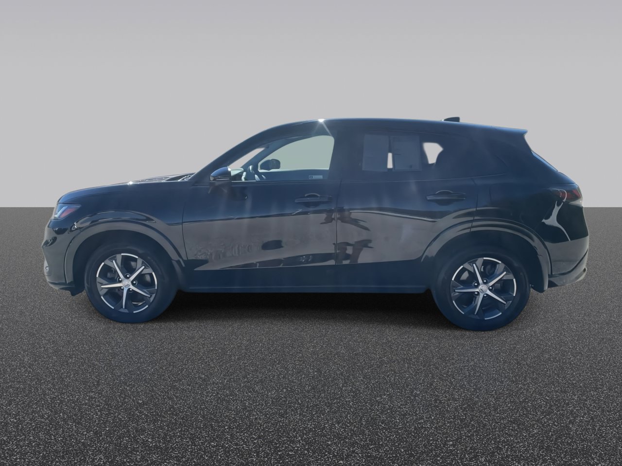 Used 2024 Honda HR-V EX-L image 6
