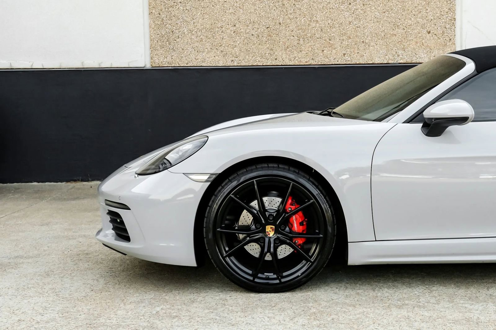 Used 2020 Porsche 718 Boxster S RWD image 14