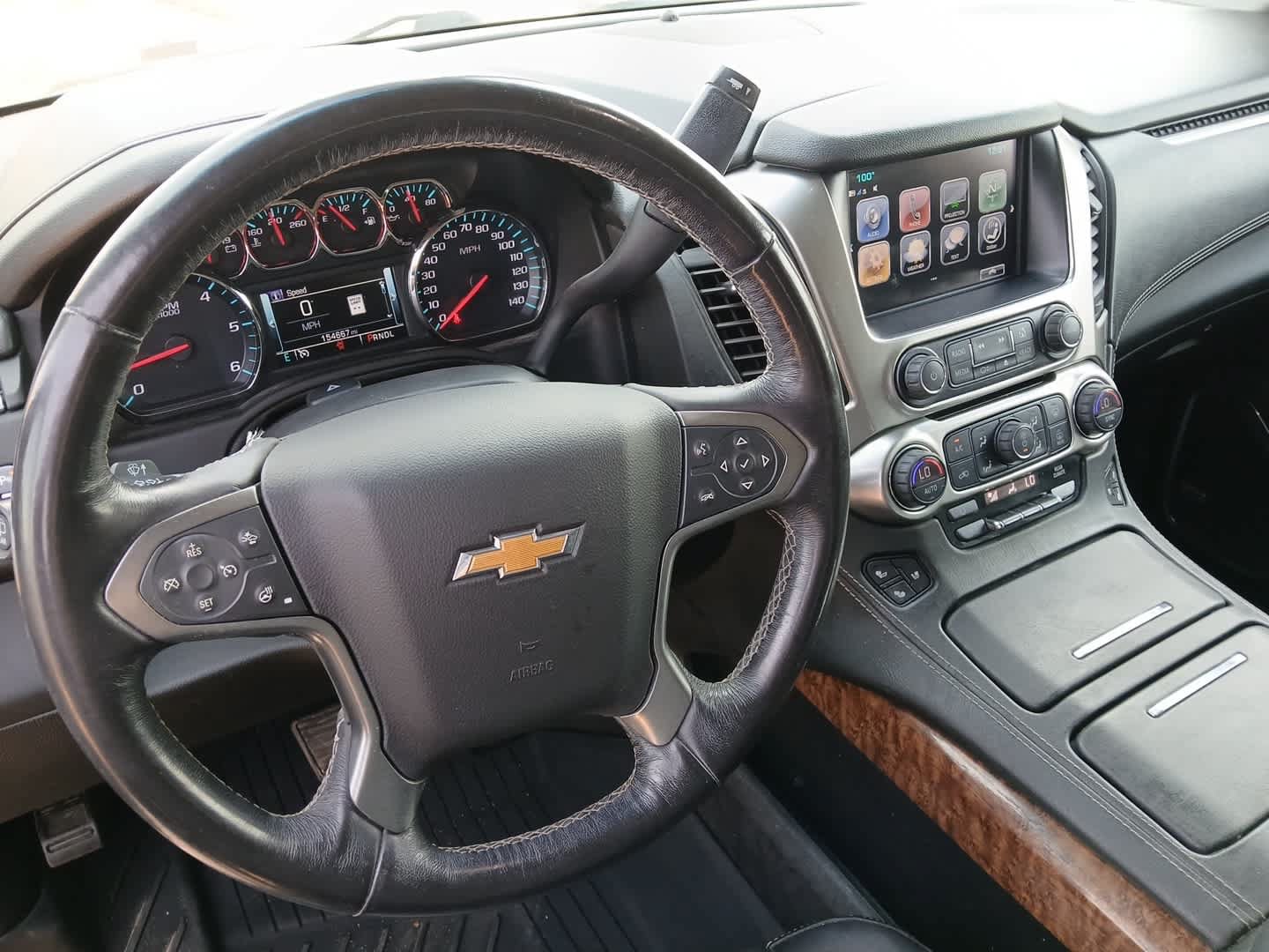 Used 2018 Chevrolet Suburban Premier AWD/4WD image 22