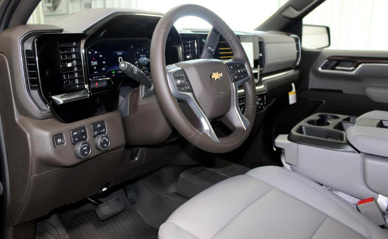 New 2025 Chevrolet Silverado 1500 LT image 11