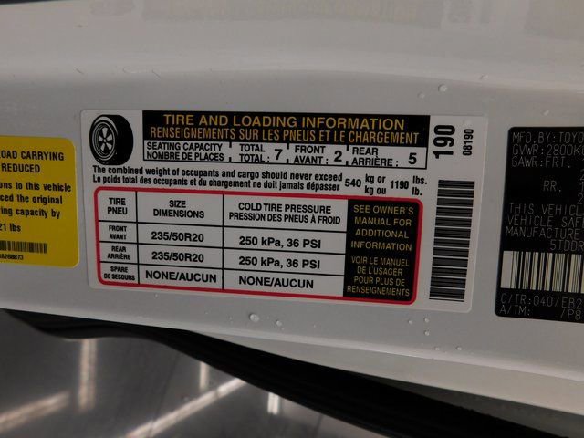 Used 2025 Toyota Sienna XSE image 52