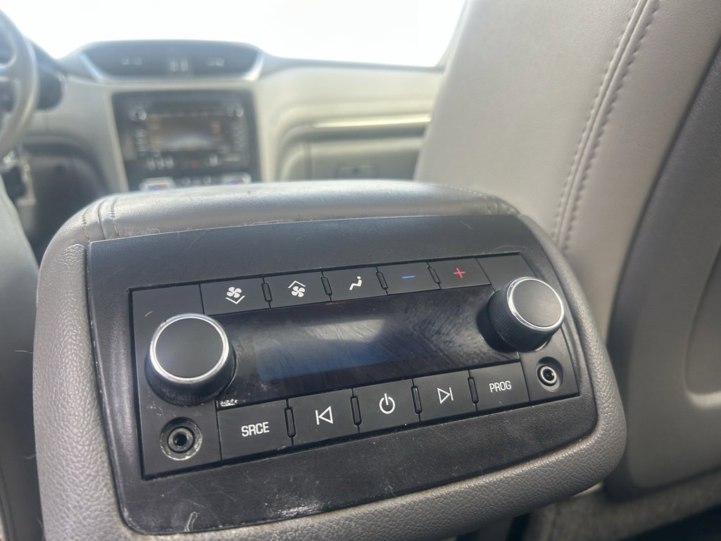 Used 2014 Chevrolet Traverse LTZ w/ LPO, 'HIT The Road' Package image 28